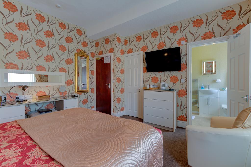 Valentine Lodge Over 21 Adult Couples Only Μπλάκπουλ Εξωτερικό φωτογραφία