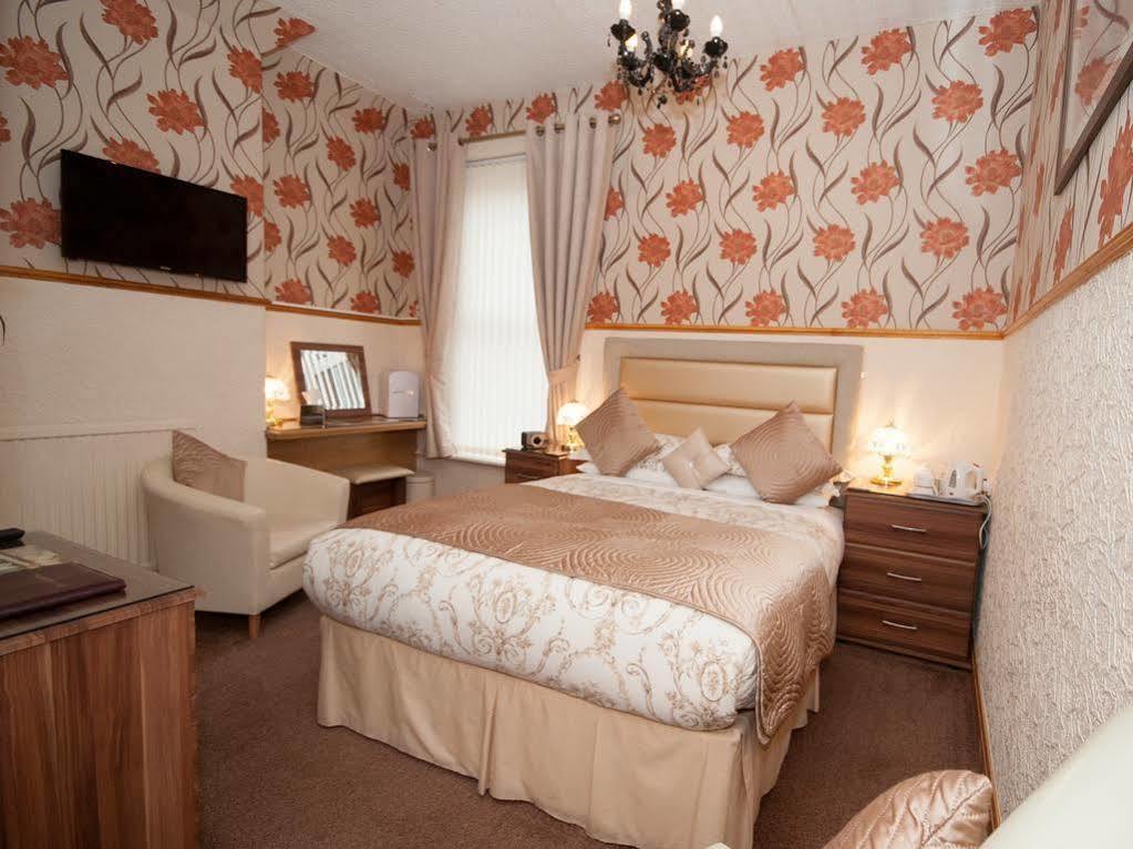 Valentine Lodge Over 21 Adult Couples Only Μπλάκπουλ Εξωτερικό φωτογραφία