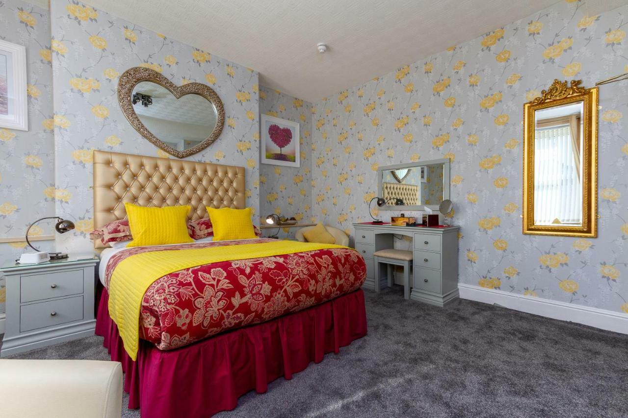 Valentine Lodge Over 21 Adult Couples Only Μπλάκπουλ Εξωτερικό φωτογραφία