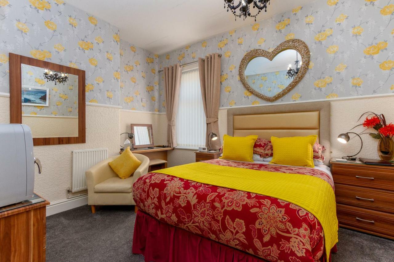 Valentine Lodge Over 21 Adult Couples Only Μπλάκπουλ Εξωτερικό φωτογραφία