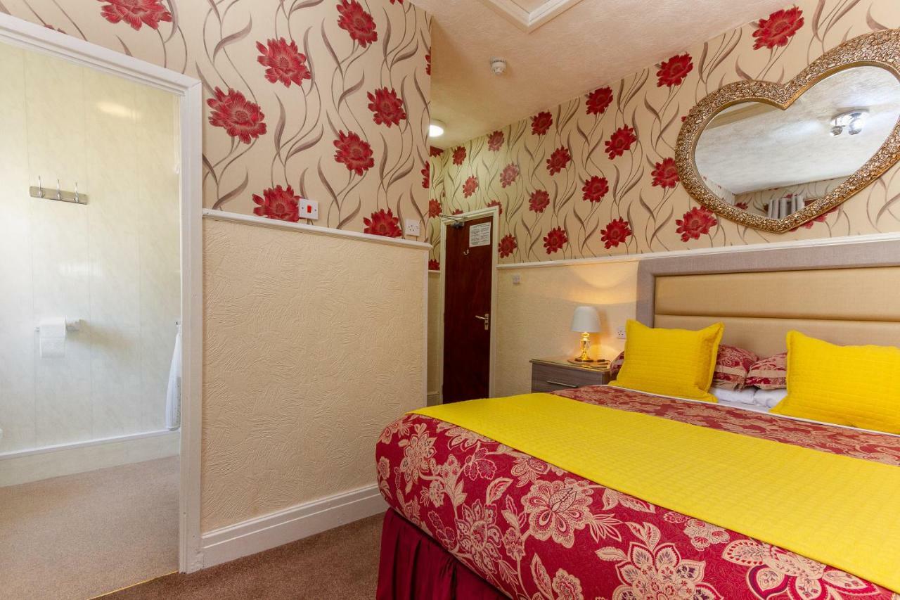 Valentine Lodge Over 21 Adult Couples Only Μπλάκπουλ Εξωτερικό φωτογραφία